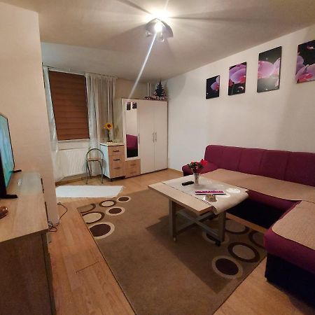 Ada Apartman SJJ Exterior photo